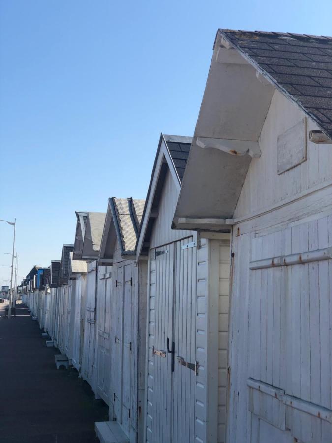 Le Spot, Appartement Spacieux A 30M De La Mer 45M2 Luc-sur-Mer Exterior photo